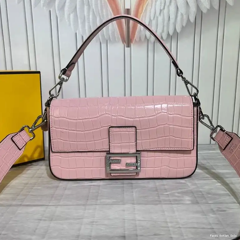 Cheap Tiffany Pink Medium Fendi Crocodile Bag In Leather Baguette 0523